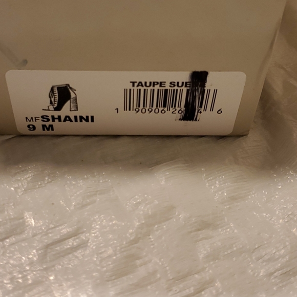 Marc Fisher Booties Size 9 - Picture 8 of 9